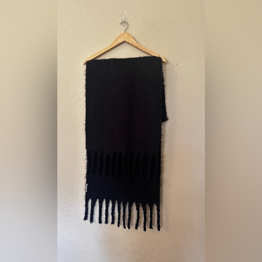 Abercrombie & Fitch Chunky Scarf Black